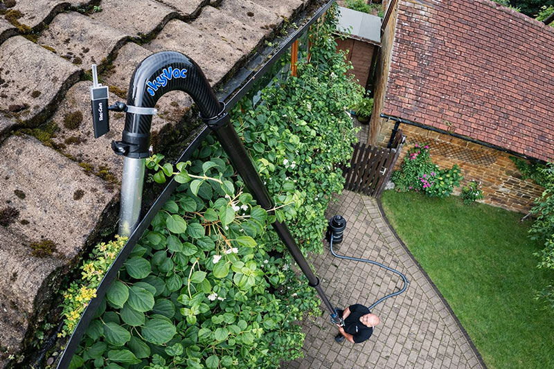 gutter-cleaning